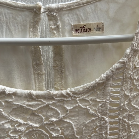 Hollister floral crochet dress size 3(small) - Picture 3 of 4